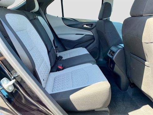 Used 2024 Chevrolet Equinox LS w/ LS Convenience Package image 24