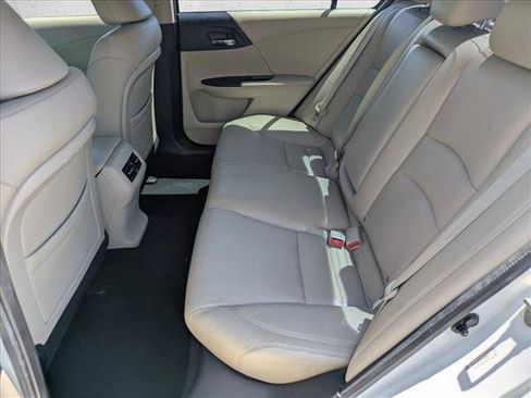 Used 2013 Honda Accord EX-L image 17