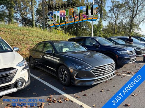 Used 2021 Hyundai Sonata Blue FWD image 1