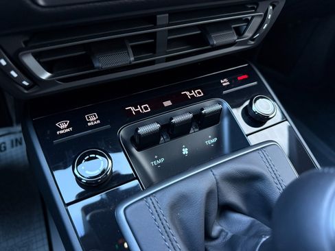 Used 2023 Porsche 911 Carrera T image 29