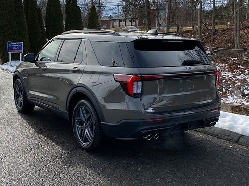 New 2026 Ford Explorer ST w/ Sun And Sound Package image 13