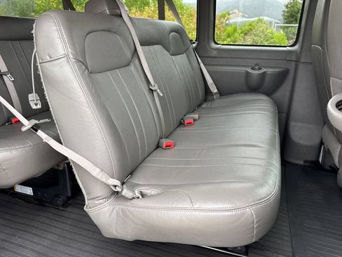 Used 2020 Chevrolet Express 3500 LS RWD image 13