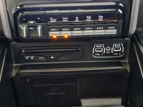 Used 2019 RAM 2500 Limited image 18