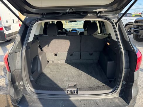 Used 2019 Ford Escape SE AWD/4WD image 13