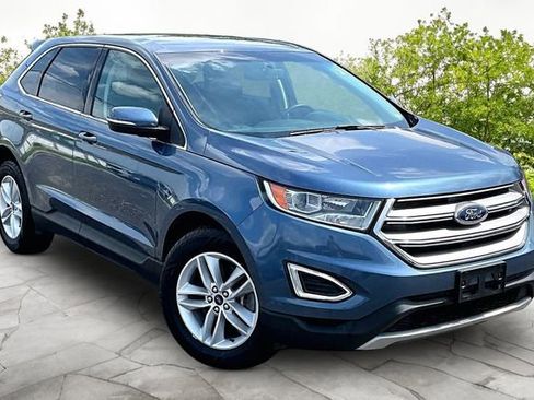 Used 2018 Ford Edge SEL w/ Equipment Group 201A AWD/4WD image 9