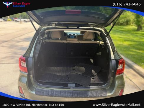 Used 2016 Subaru Outback 2.5i Premium AWD/4WD image 11