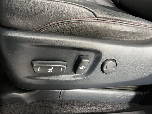 Used 2019 Toyota 4Runner TRD Off-Road Premium image 16