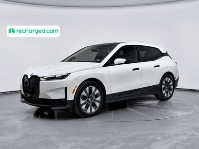 Used 2023 BMW iX xDrive50 w/ Ultimate Package 2