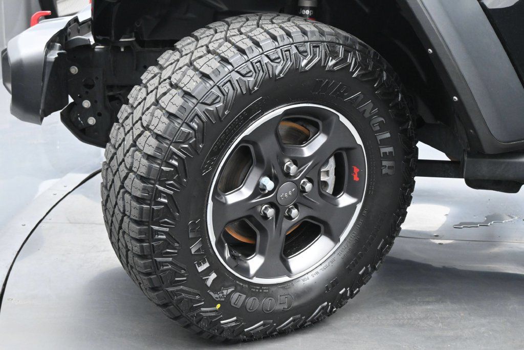 Used 2022 Jeep Gladiator Rubicon w/ Trailer Tow Package AWD/4WD image 20