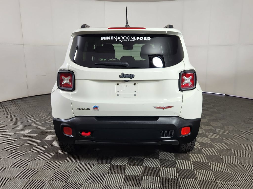 Used 2016 Jeep Renegade Trailhawk AWD/4WD image 6