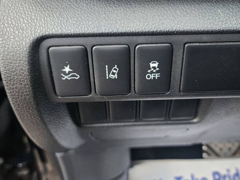 Used 2022 Mitsubishi Eclipse Cross ES AWD/4WD image 15