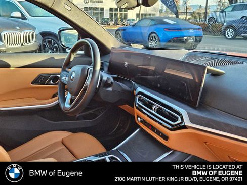 Used 2024 BMW 330i xDrive Sedan w/ Premium Package AWD/4WD image 12