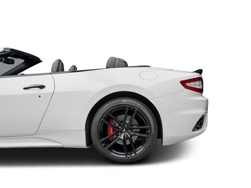 Used 2019 Maserati GranTurismo Sport RWD image 22
