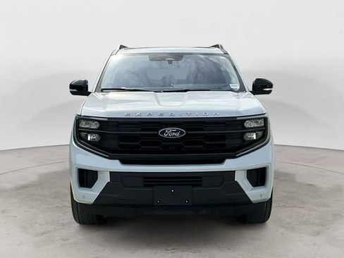 Certified 2025 Ford Expedition Max Active AWD/4WD image 8