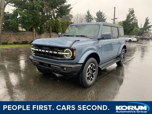 New 2025 Ford Bronco Outer Banks image 1