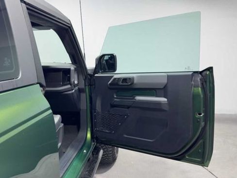 Used 2023 Ford Bronco 2-Door w/ Sasquatch Package AWD/4WD image 12
