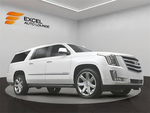 Used 2017 Cadillac Escalade ESV Premium Luxury image 44
