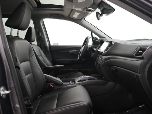Used 2023 Honda Ridgeline RTL-E image 13