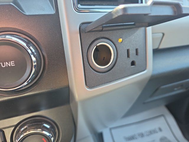 Used 2019 Ford F250 Lariat w/ Lariat Ultimate Package AWD/4WD image 22