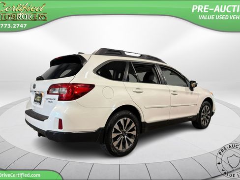 Used 2017 Subaru Outback 3.6R Limited AWD/4WD image 6