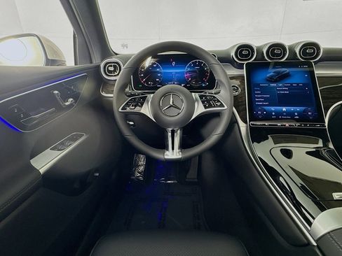 New 2026 Mercedes-Benz GLC 300 4MATIC image 4