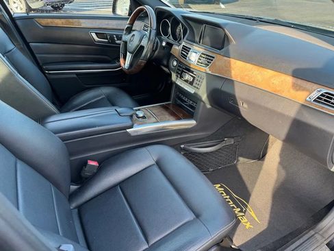 Used 2014 Mercedes-Benz E 350 4MATIC Sedan image 8