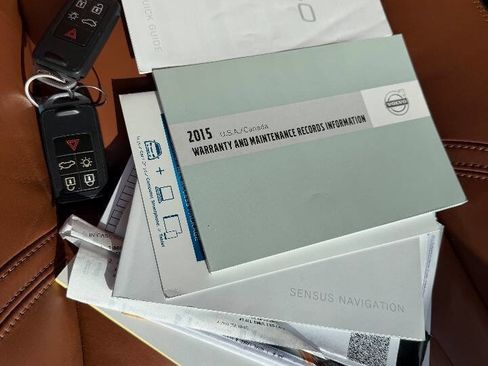 Used 2015 Volvo V60 T5 Platinum image 20