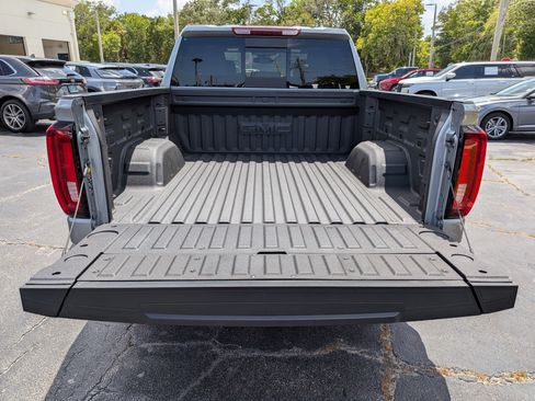 Certified 2026 GMC Sierra 1500 SLT w/ SLT Premium Plus Package AWD/4WD image 18