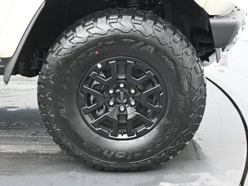 New 2025 Ford Bronco Raptor w/ Interior Carbon Fiber Pack image 22