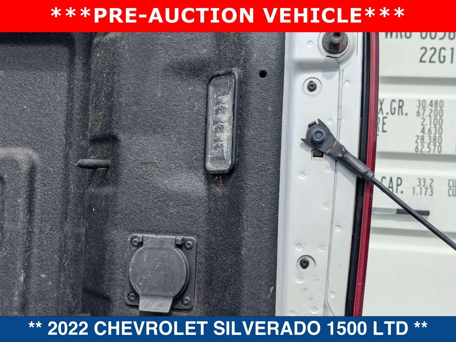 Used 2022 Chevrolet Silverado 1500 High Country w/ Technology Package RWD image 15