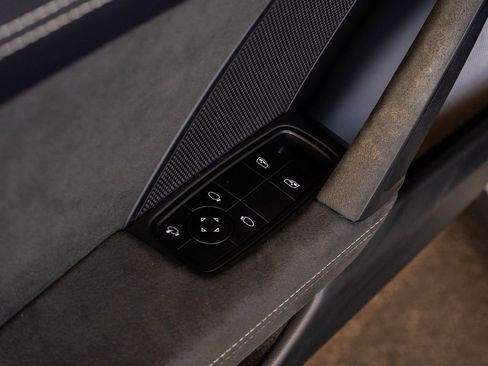 Used 2024 Porsche 911 Carrera GTS image 30