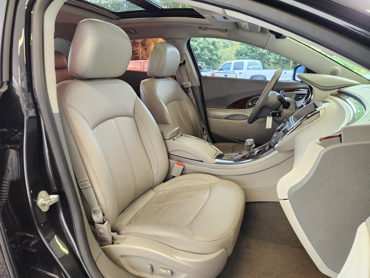 Used 2012 Buick LaCrosse Leather AWD/4WD image 2