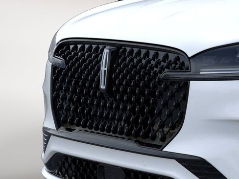 New 2026 Lincoln Aviator Reserve AWD/4WD image 17