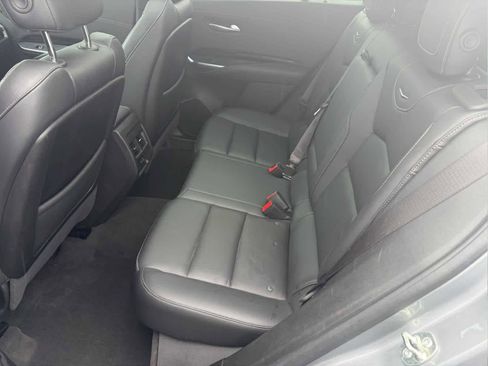 Used 2024 Cadillac XT4 Luxury w/ Cold Weather Package AWD/4WD image 22