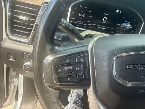 Used 2023 GMC Sierra 1500 Denali w/ Denali Reserve Package AWD/4WD image 30
