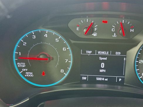 Used 2018 Chevrolet Equinox LT image 14