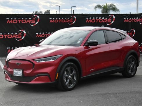 Used 2023 Ford Mustang Mach-E Select image 3