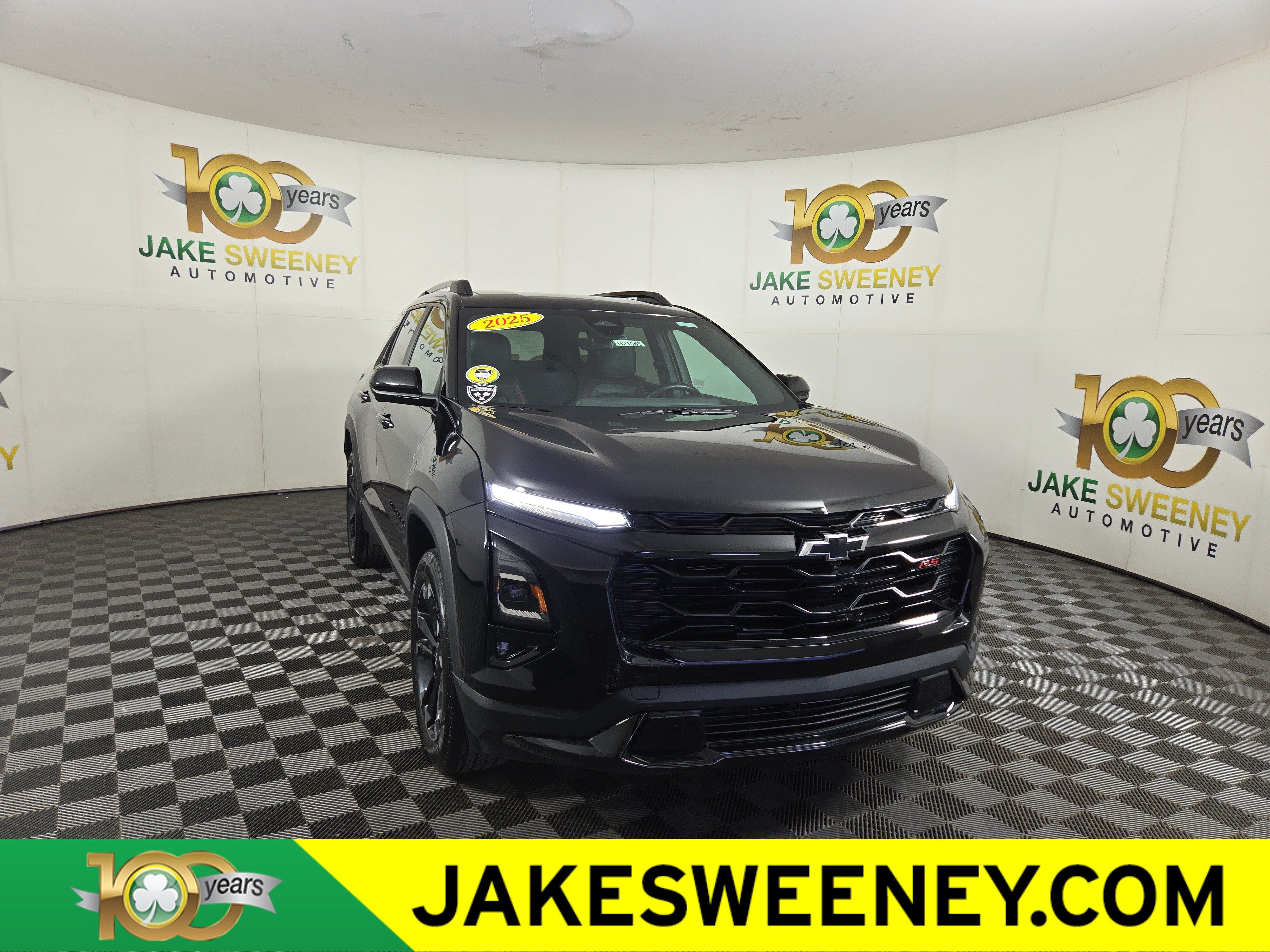 Used 2025 Chevrolet Equinox RS w/ Safety and Technology Package FWD image 1