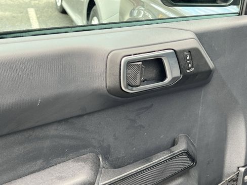 Used 2025 Ford Bronco Big Bend image 14