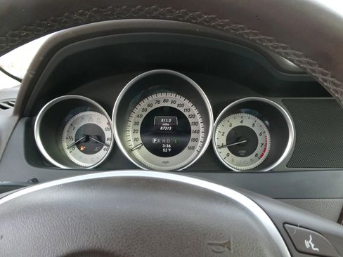 Used 2014 Mercedes-Benz C 250 Sedan image 18