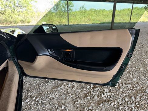 Used 1994 Chevrolet Corvette Coupe RWD image 19