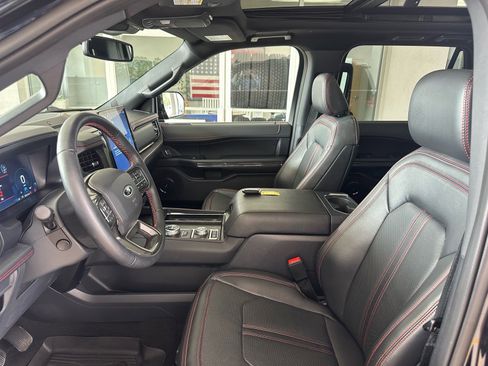 Certified 2023 Ford Expedition Limited AWD/4WD image 16
