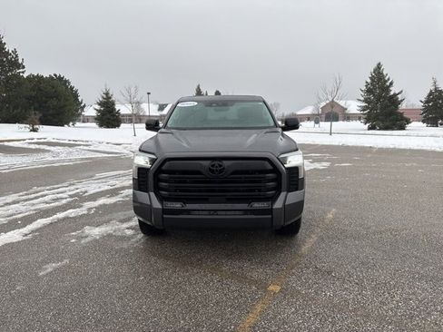Used 2024 Toyota Tundra Limited image 2