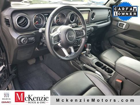 Used 2022 Jeep Wrangler Unlimited Sahara w/ LED Lighting Group AWD/4WD image 6