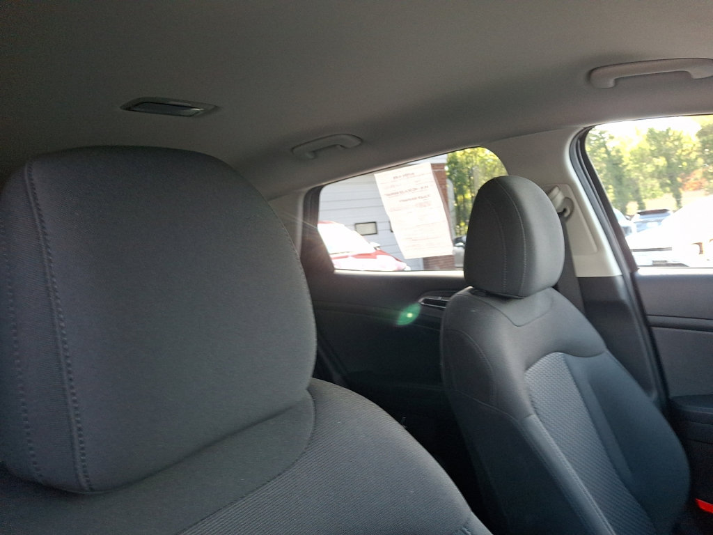 Used 2024 Kia Sportage LX FWD image 15
