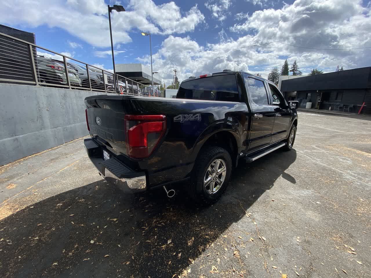 Used 2025 Ford F150 XLT w/ Equipment Group 301A Standard AWD/4WD image 6