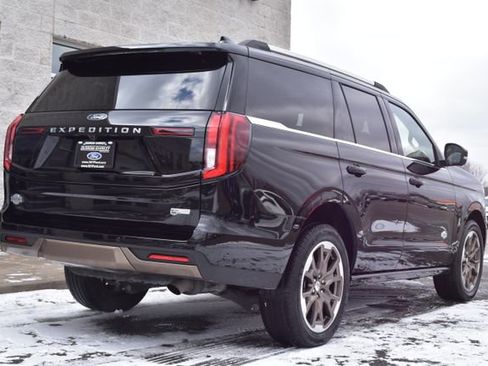 Used 2025 Ford Expedition King Ranch AWD/4WD image 6