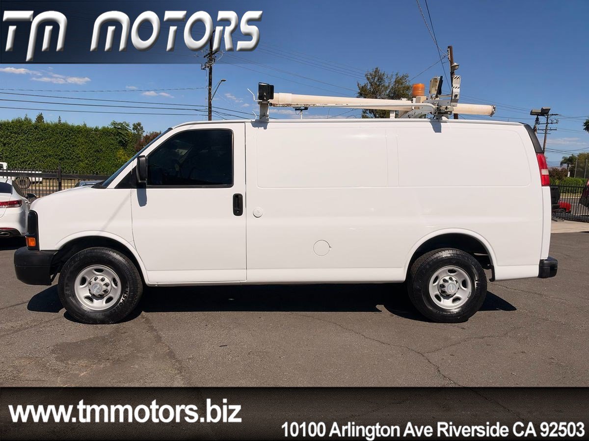 Used 2007 Chevrolet Express 2500 RWD image 3