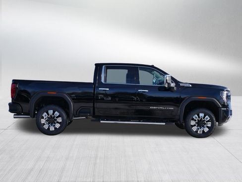 New 2026 GMC Sierra 2500 Denali w/ Denali Reserve Package image 6