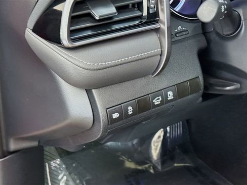 Used 2024 Toyota Camry XSE image 10